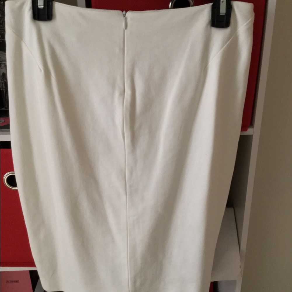 Skirt - Picture 2 of 2
